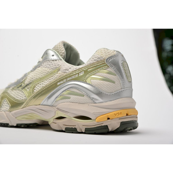 Wave Rider 10
