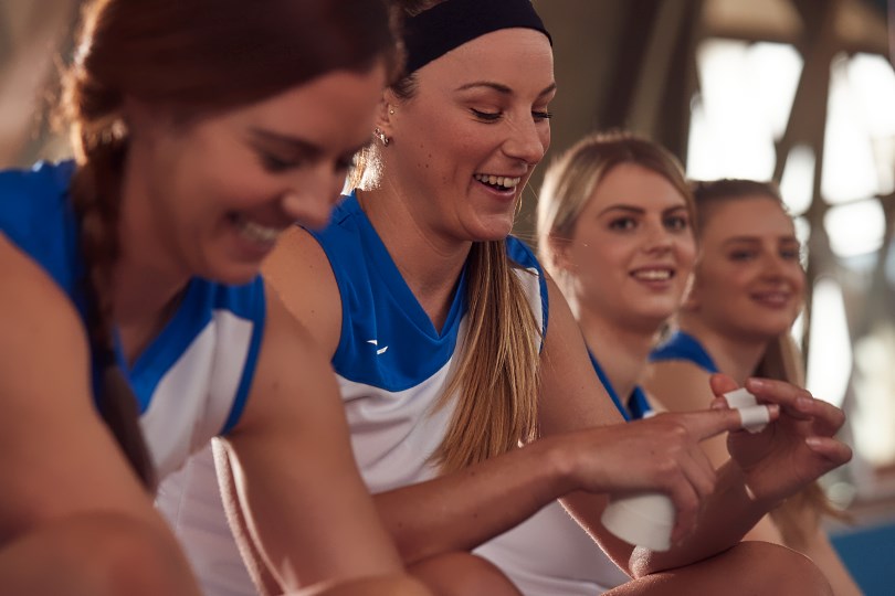 Ομάδα Volley της Mizuno προετοιμάζεται για το ματς.